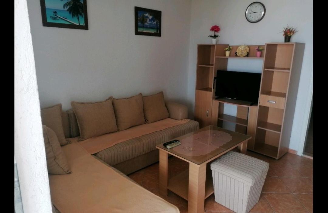 Apartmani Ljubica อัตเจฮะห์ ภายนอก รูปภาพ