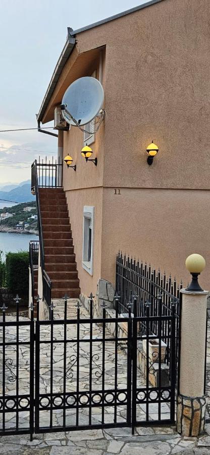 Apartmani Ljubica อัตเจฮะห์ ภายนอก รูปภาพ