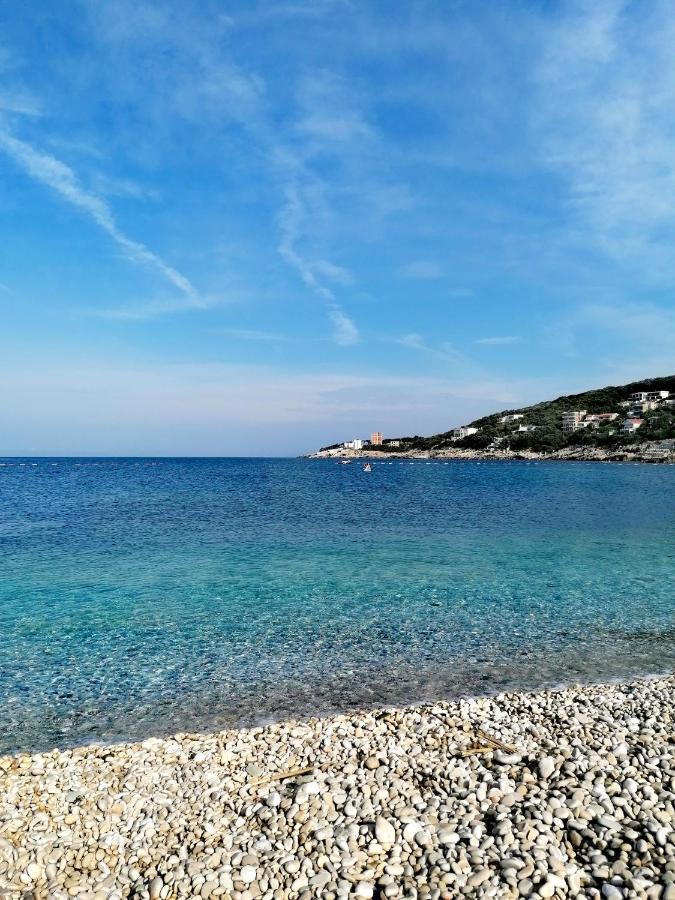Apartmani Ljubica อัตเจฮะห์ ภายนอก รูปภาพ