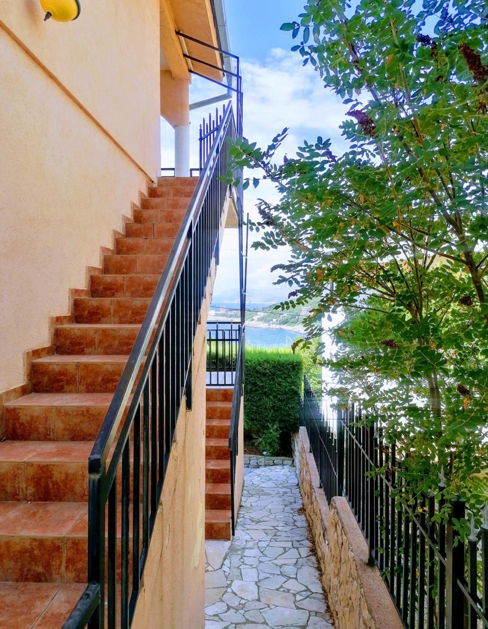Apartmani Ljubica อัตเจฮะห์ ภายนอก รูปภาพ